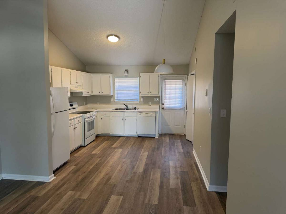 Townhouse for rent at 2601 Richard Dr #B, Greenville, NC 27834