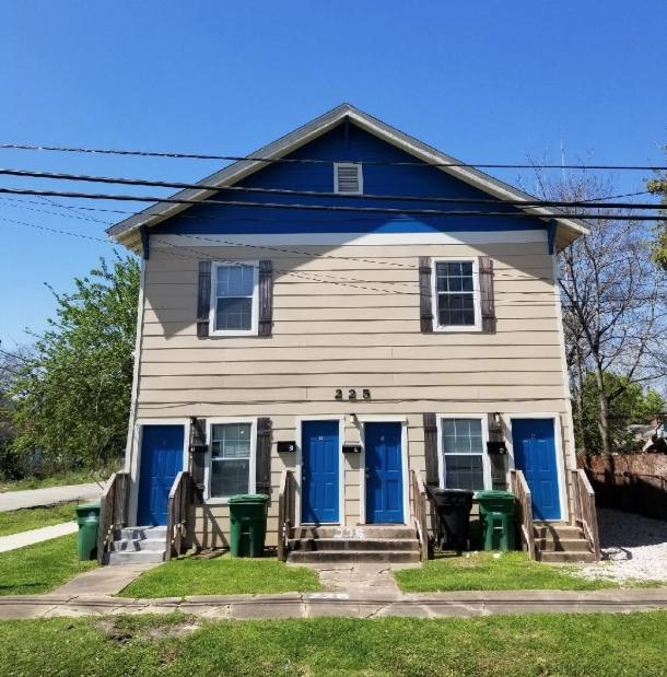 Apartment for rent at 225 N Everton St #4, Houston, TX 77003