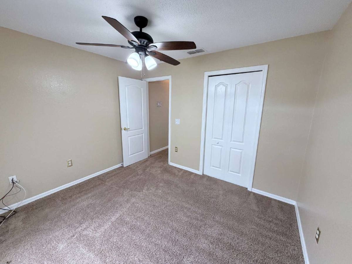 House for rent at 5967 Hillside Heights Dr, Lakeland, FL 33812