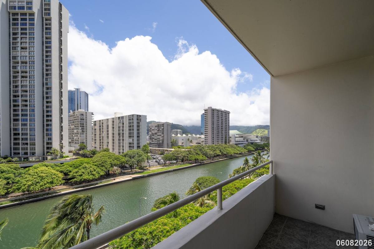 Apartment for rent at 1676 Ala Moana Blvd, Honolulu, HI 96815