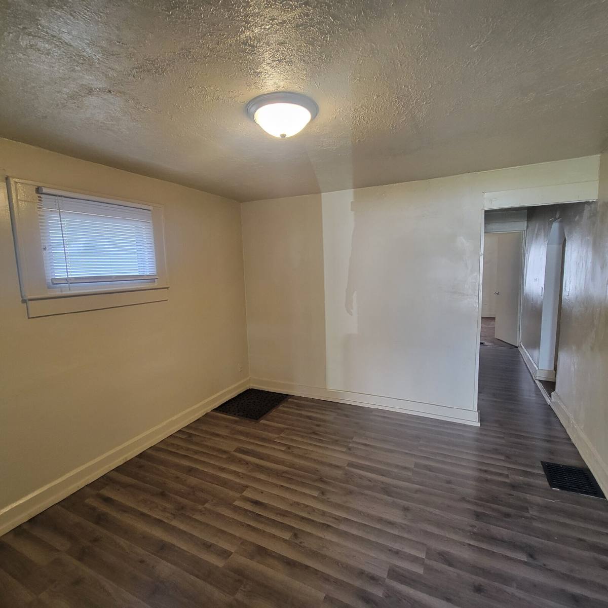 House for rent at 335 S Oakland Ave, Indianapolis, IN 46201
