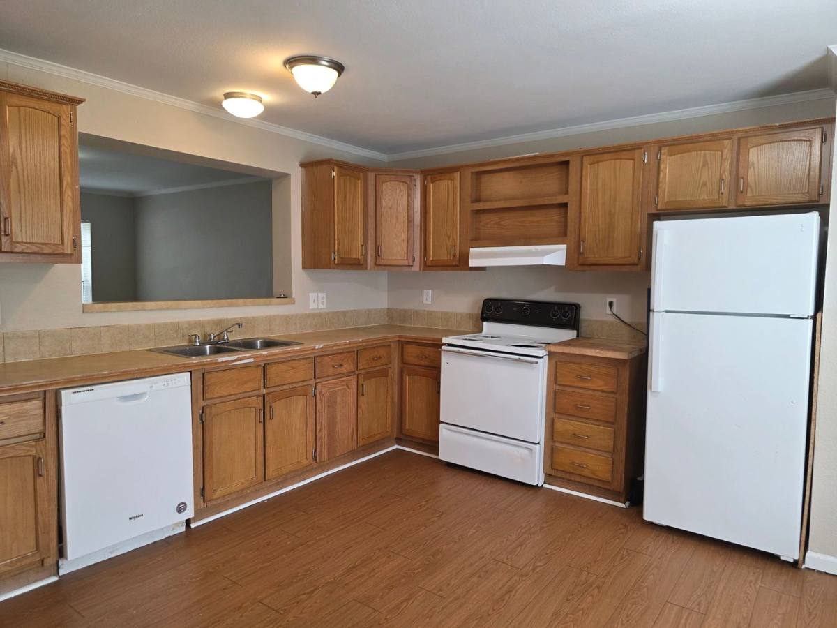 Townhouse for rent at 1135 S Navajo St, Denver, CO 80223