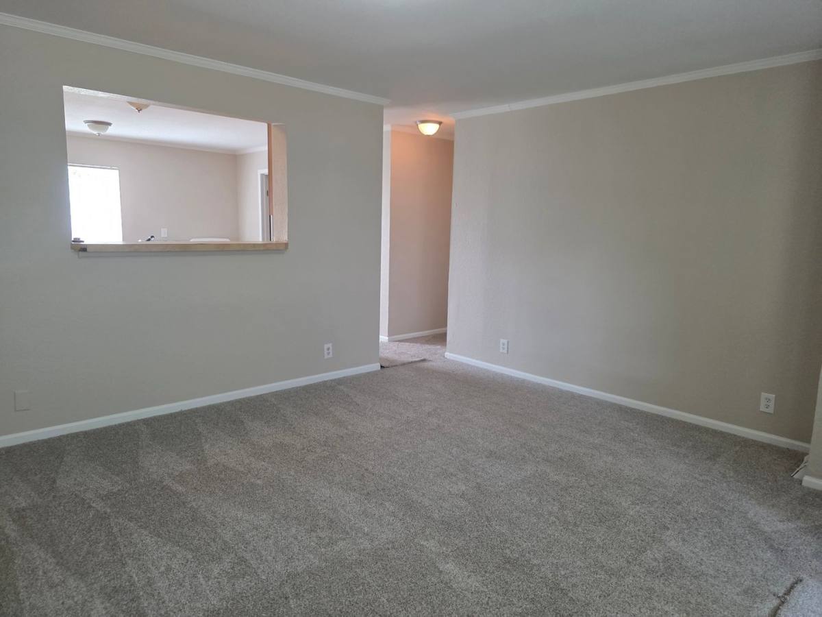 Townhouse for rent at 1135 S Navajo St, Denver, CO 80223