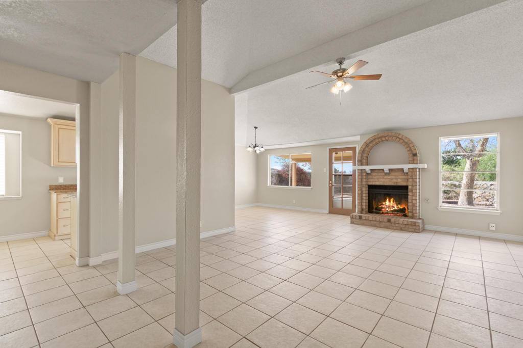 House for rent at 926 Agua Caliente Dr, El Paso, TX 79912