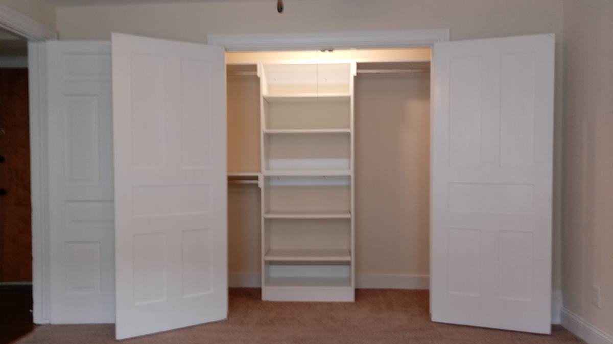 Apartment for rent at 304 N Wayne Ave, Wayne, PA 19087