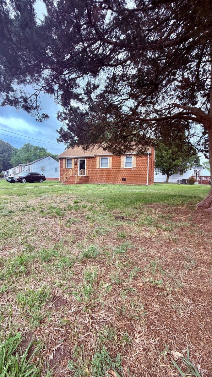 House for rent at 401 Craven St, Hampton, VA 23661