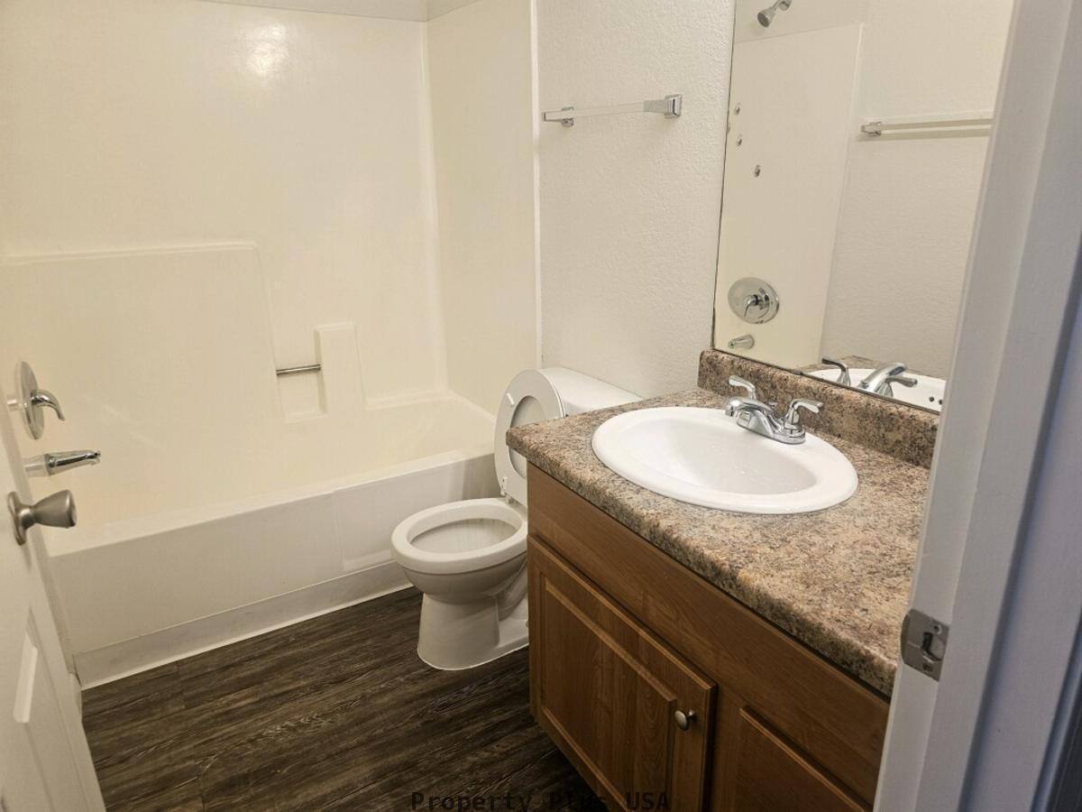 Condo for rent at 3810 N Maryvale Parkway #2073, Phoenix, AZ 85031
