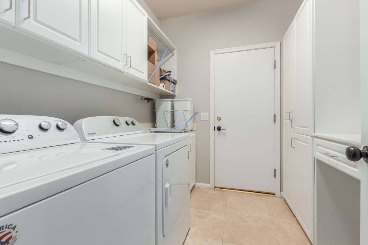 House for rent at 12591 E Paradise Dr, Scottsdale, AZ 85259