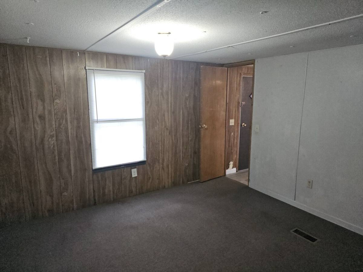House for rent at 2390 Skyview Lane, Lincolnton, NC 28092