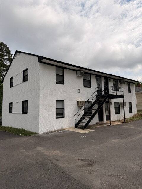 Apartment for rent at 1134 Conley St #D, Winston Salem, NC 27105