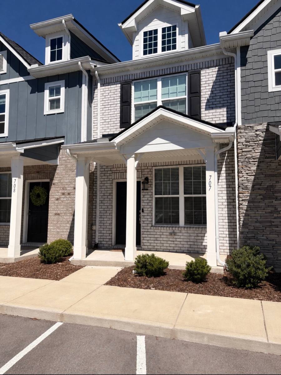 Townhouse for rent at 615 Old Hickory Blvd #707, Nashville, TN 37209