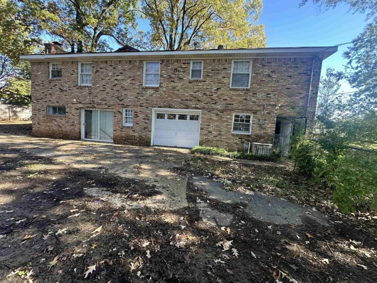 House for rent at 3265 Hanna Dr, Memphis, TN 38128