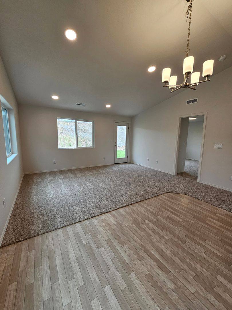 House for rent at 547 SE Polaris St, Madras, OR 97741