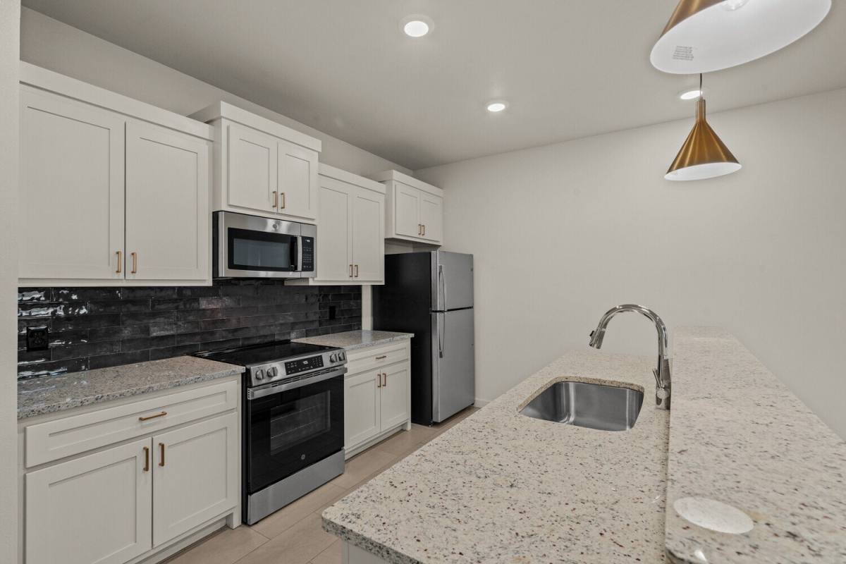 Townhouse for rent at 7044 41st St, Lubbock, TX 79407