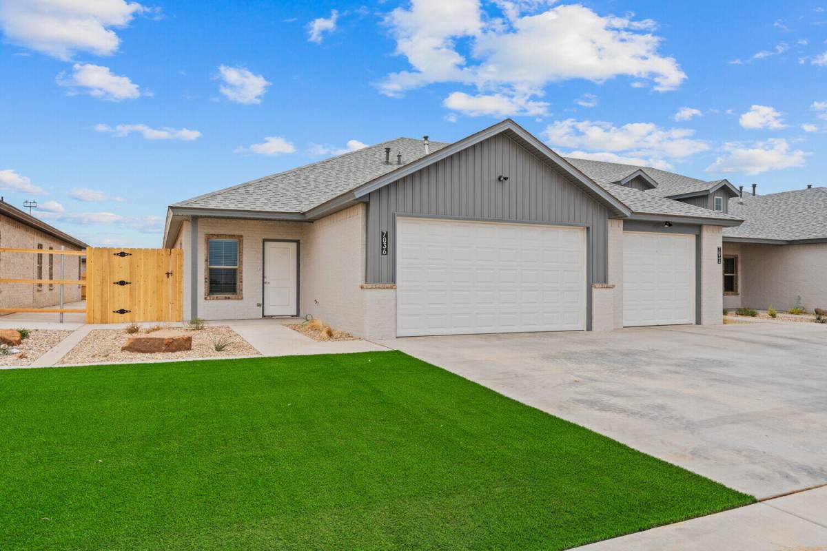 Townhouse for rent at 7044 41st St, Lubbock, TX 79407