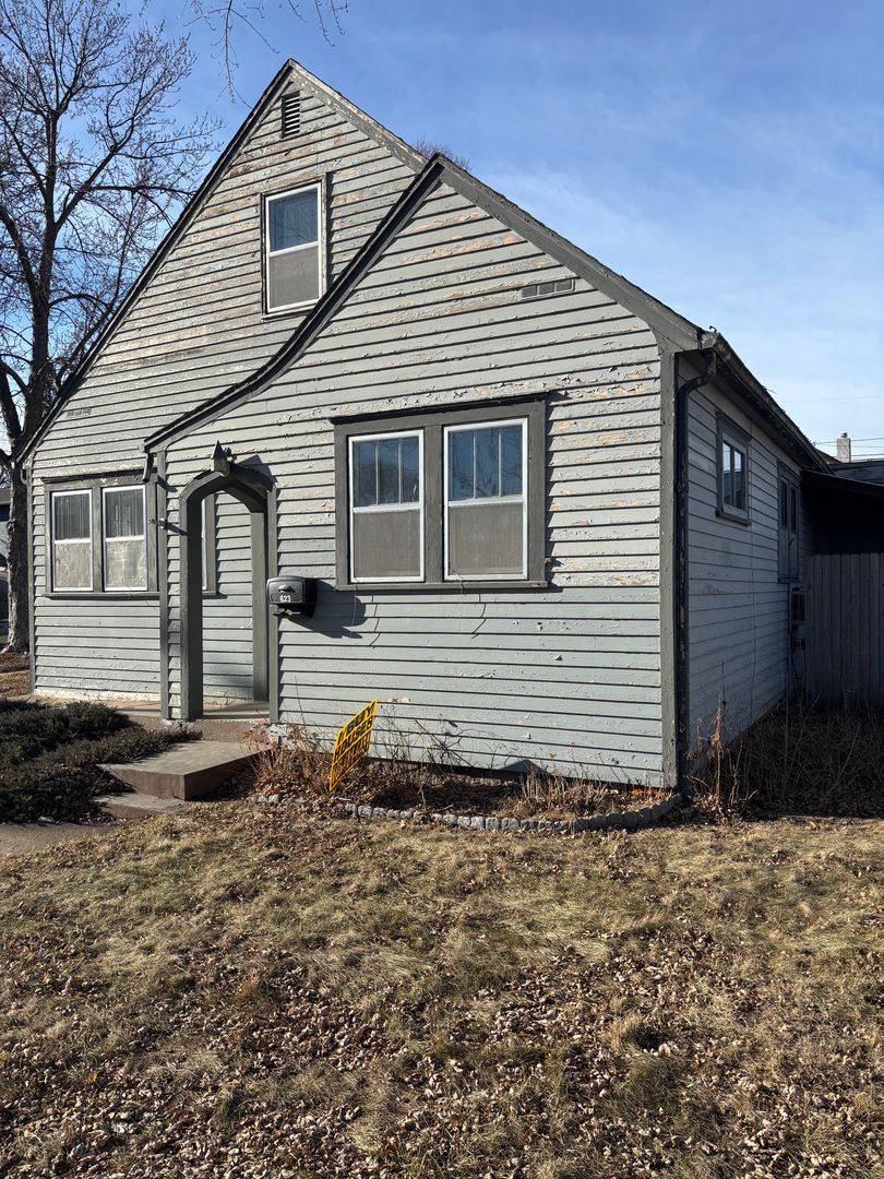 House for rent at 623 S Willow Ave, Sioux Falls, SD 57103