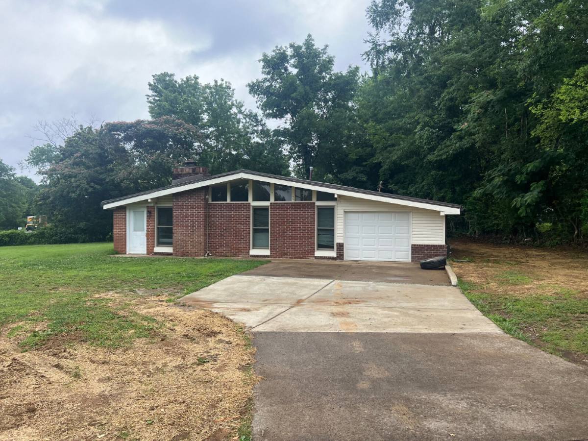 House for rent at 7 Concord Dr, Clarksville, TN 37042