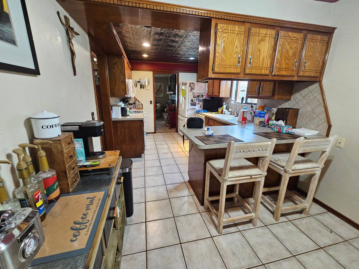 House for rent at 11612 SW 7th St, Yukon, OK 73099