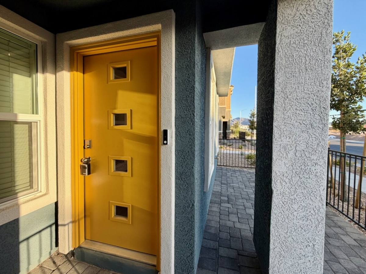 Townhouse for rent at 917 Violet Heron St, Henderson, NV 89011