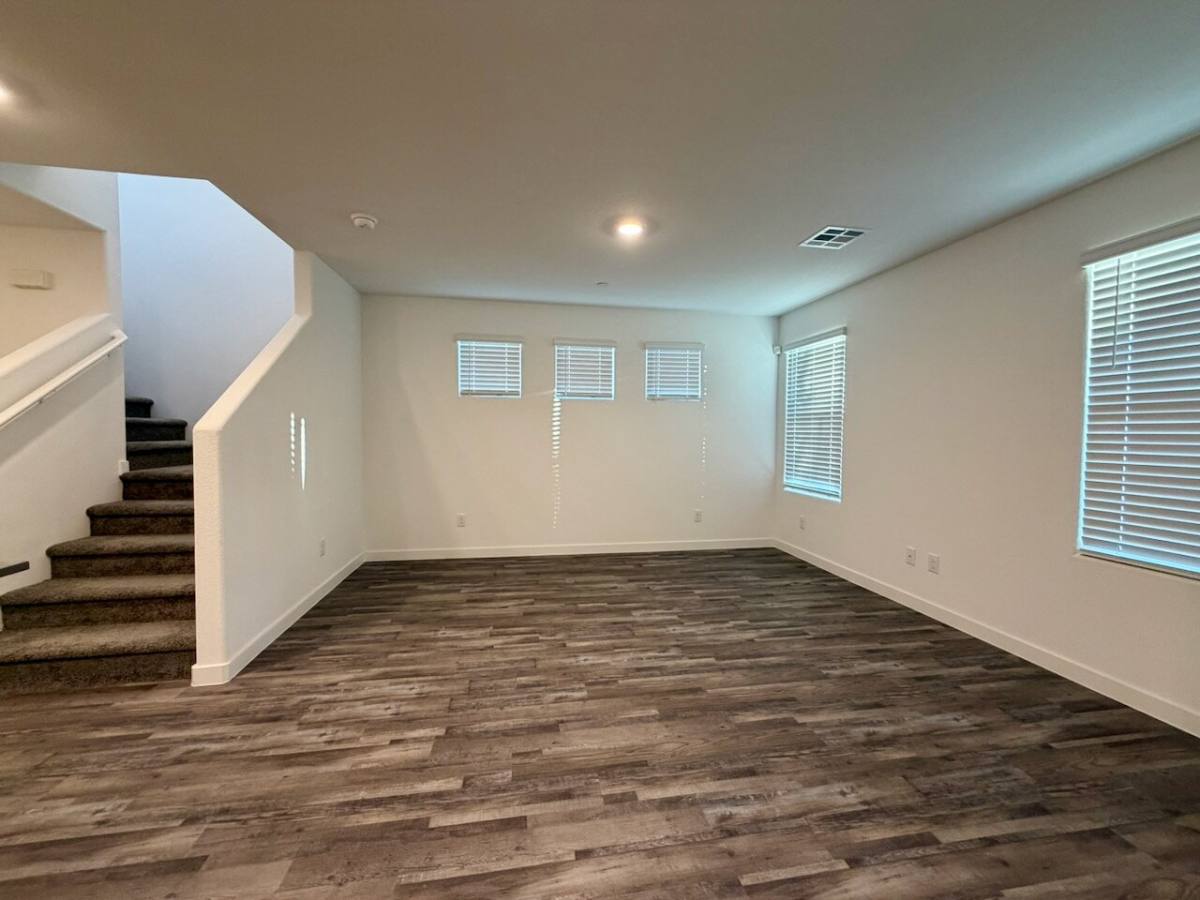 Townhouse for rent at 917 Violet Heron St, Henderson, NV 89011