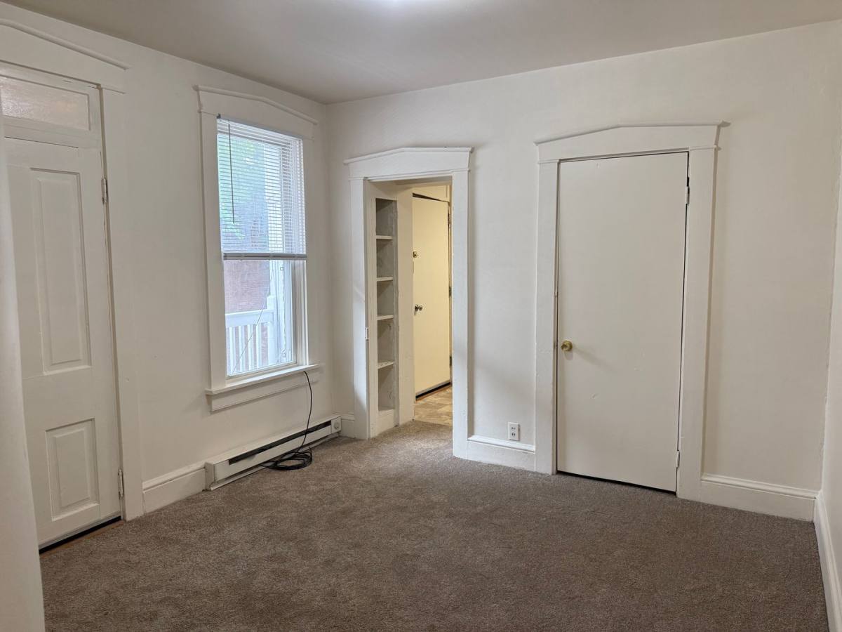 Apartment for rent at 537 W King St, Lancaster, PA 17603