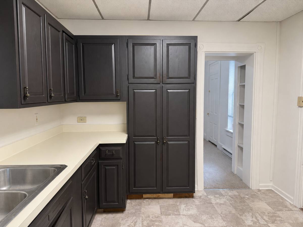 Apartment for rent at 537 W King St, Lancaster, PA 17603