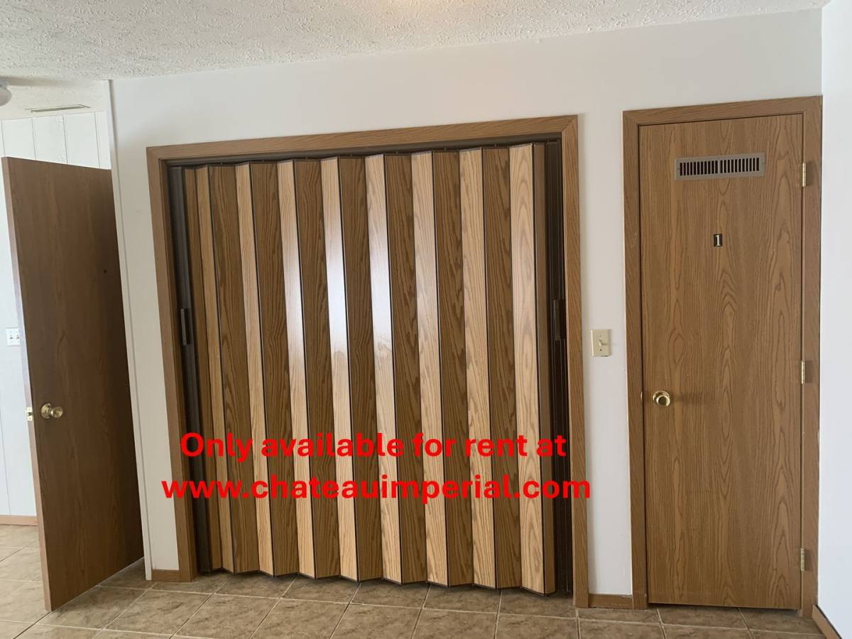 Apartment for rent at 610-616 W F St, Hastings, NE 68901