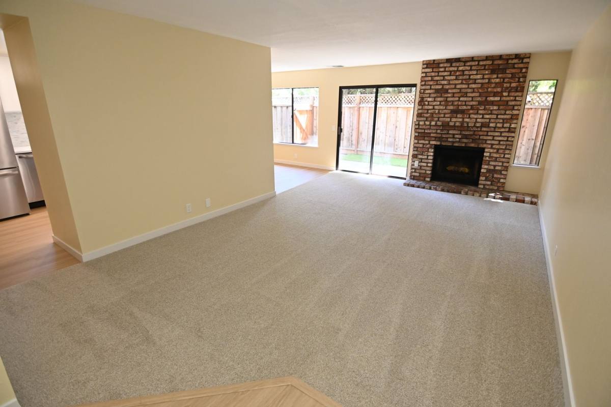 Townhouse for rent at 347 W Rincon Ave, Campbell, CA 95008