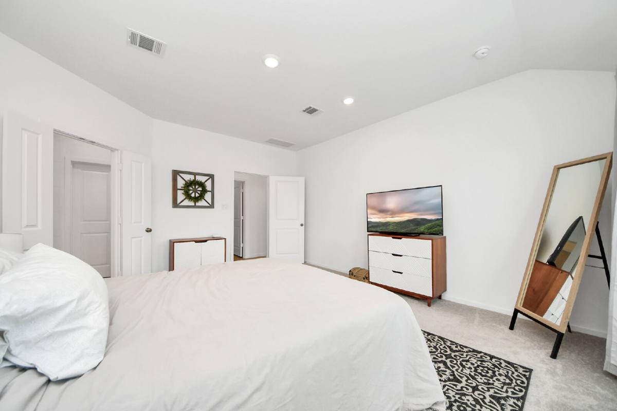 House for rent at 2406 Aquamarine Lane, Rosharon, TX 77583