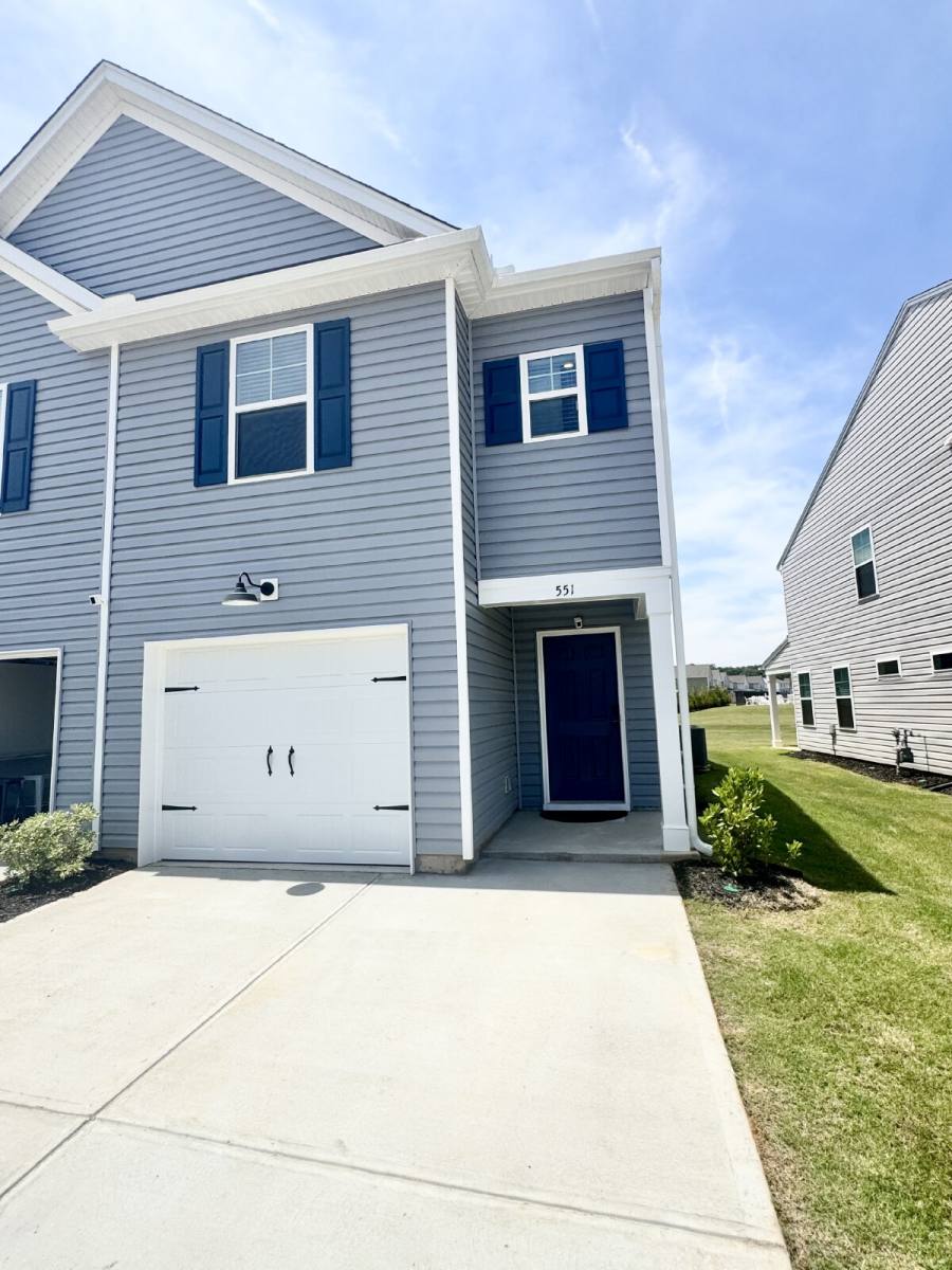 Townhouse for rent at 551 Seaborn Circle, Pendleton, SC 29670