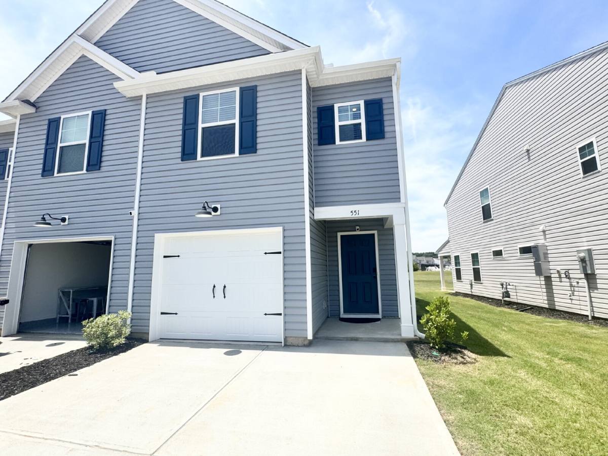Townhouse for rent at 551 Seaborn Circle, Pendleton, SC 29670