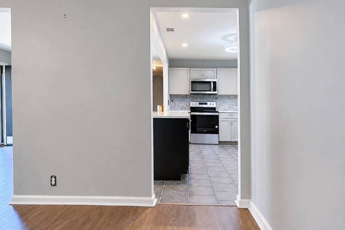 House for rent at 1621 Cloverdale Dr, Savannah, GA 31415