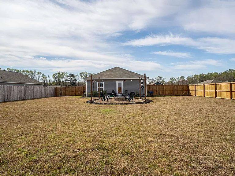 House for rent at 1843 Wildhorse Dr, Sumter, SC 29153