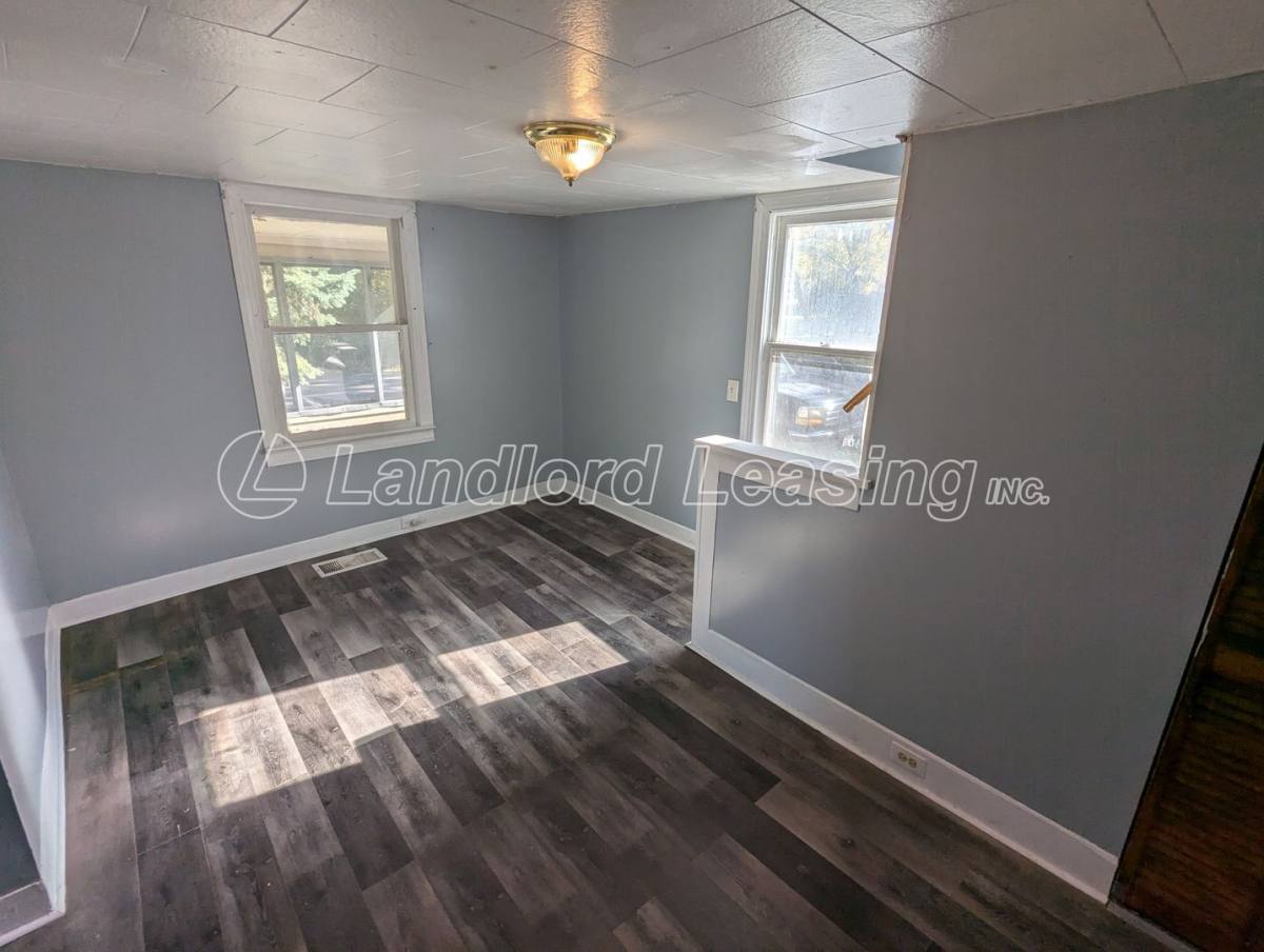 House for rent at 352 Broadway St, Amherst, OH 44001