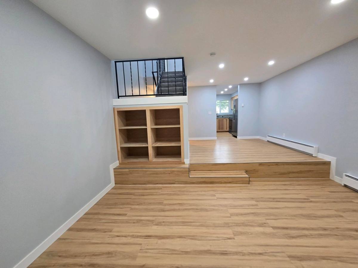 Apartment for rent at 3161 N Shore Dr SE, Albany, OR 97322
