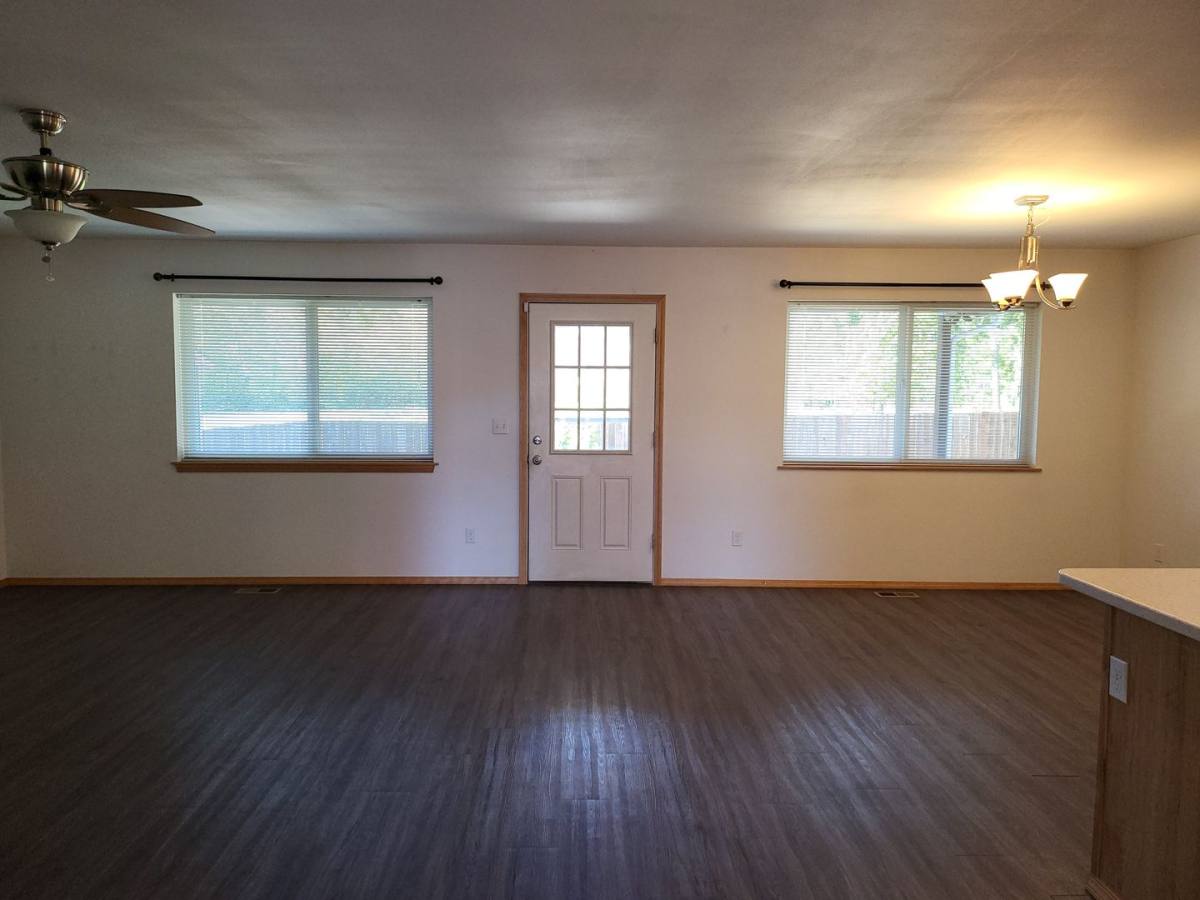 House for rent at 303 Parkside Loop, Winlock, WA 98596