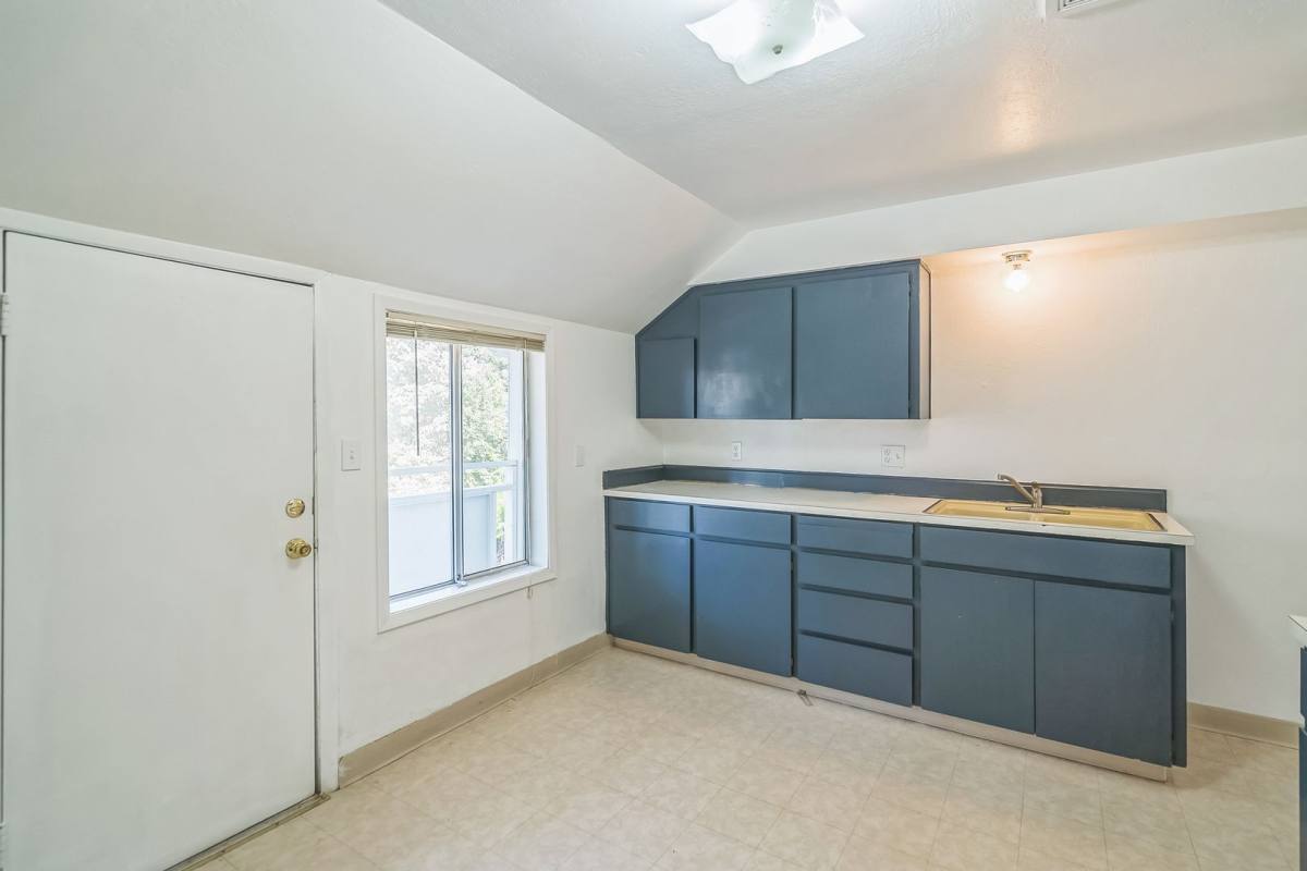 Apartment for rent at 1907 23rd Ave, Forest Grove, OR 97116