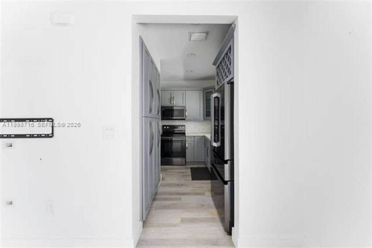 House for rent at 379 NE 31st Ave, Homestead, FL 33033