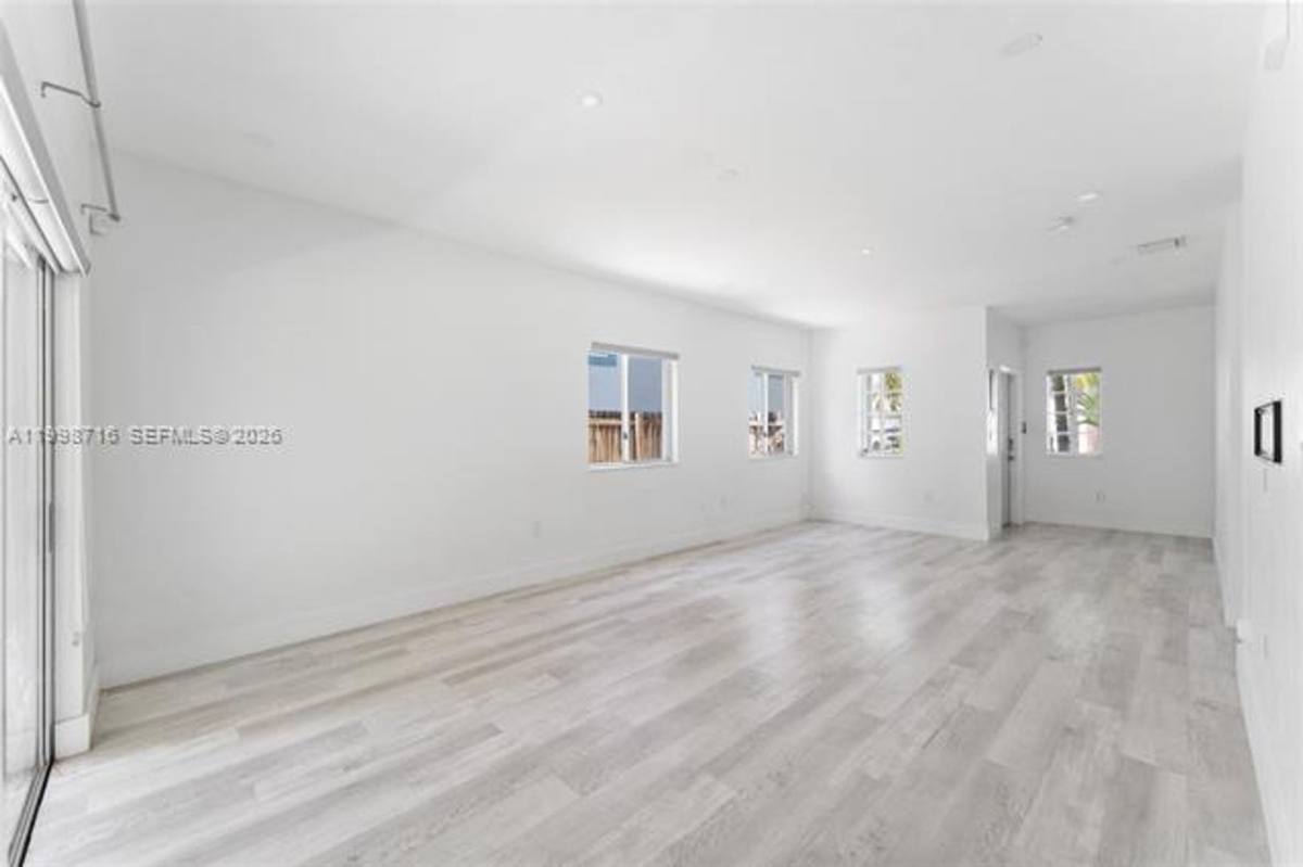 House for rent at 379 NE 31st Ave, Homestead, FL 33033