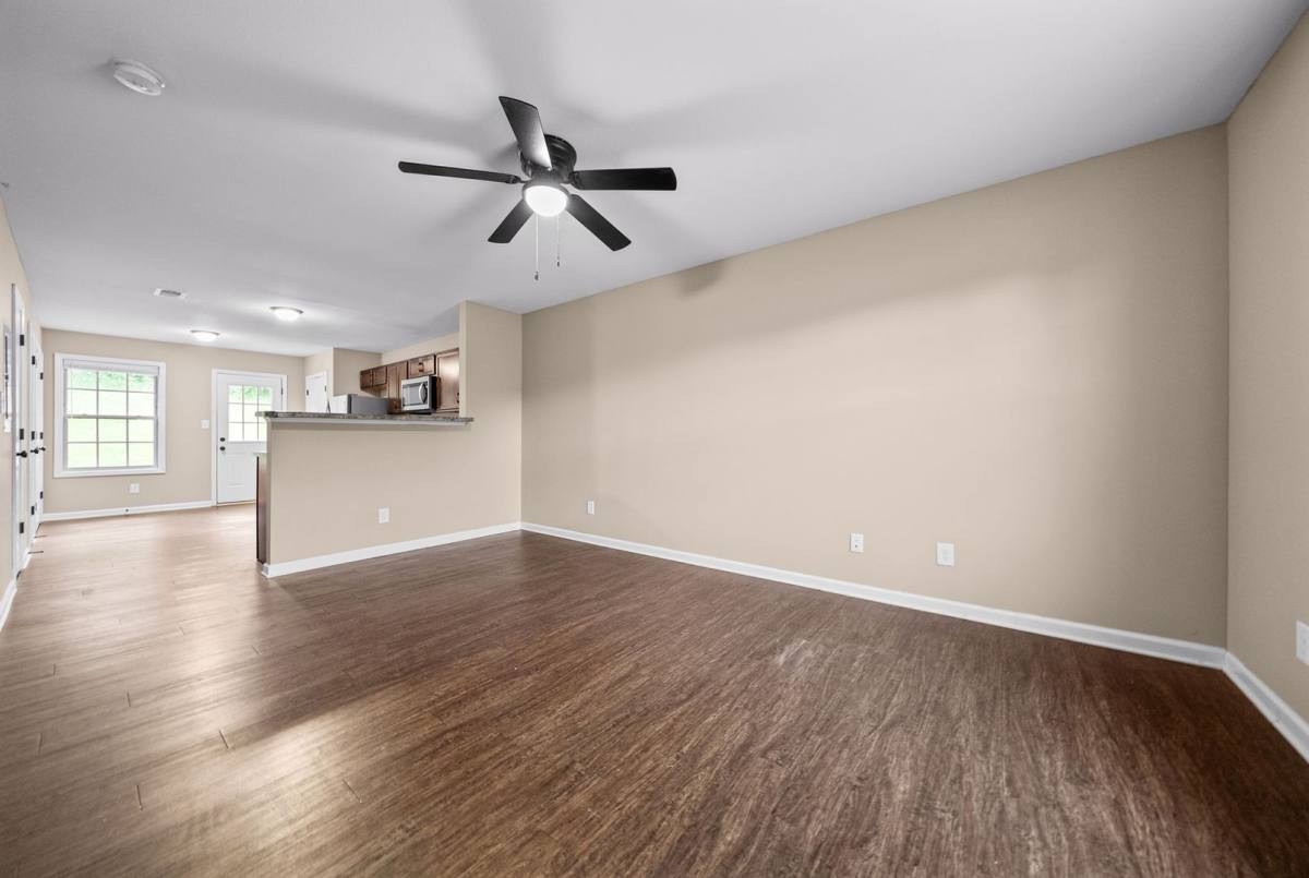Apartment for rent at 148 Center Pointe Dr, Clarksville, TN 37040