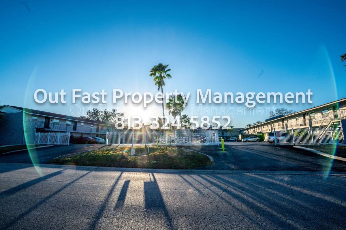Apartment for rent at 11314 N 52nd St #B12, Tampa, FL 33617