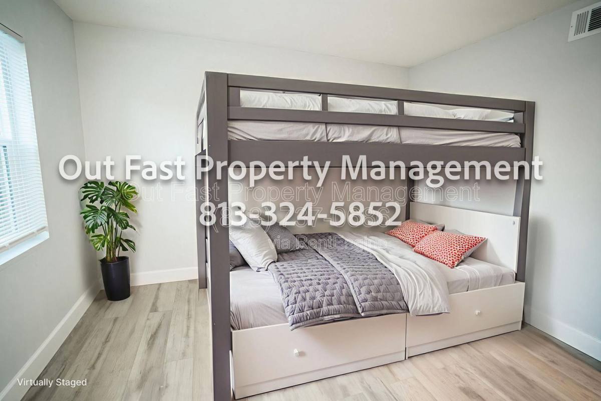 Apartment for rent at 11314 N 52nd St #B12, Tampa, FL 33617