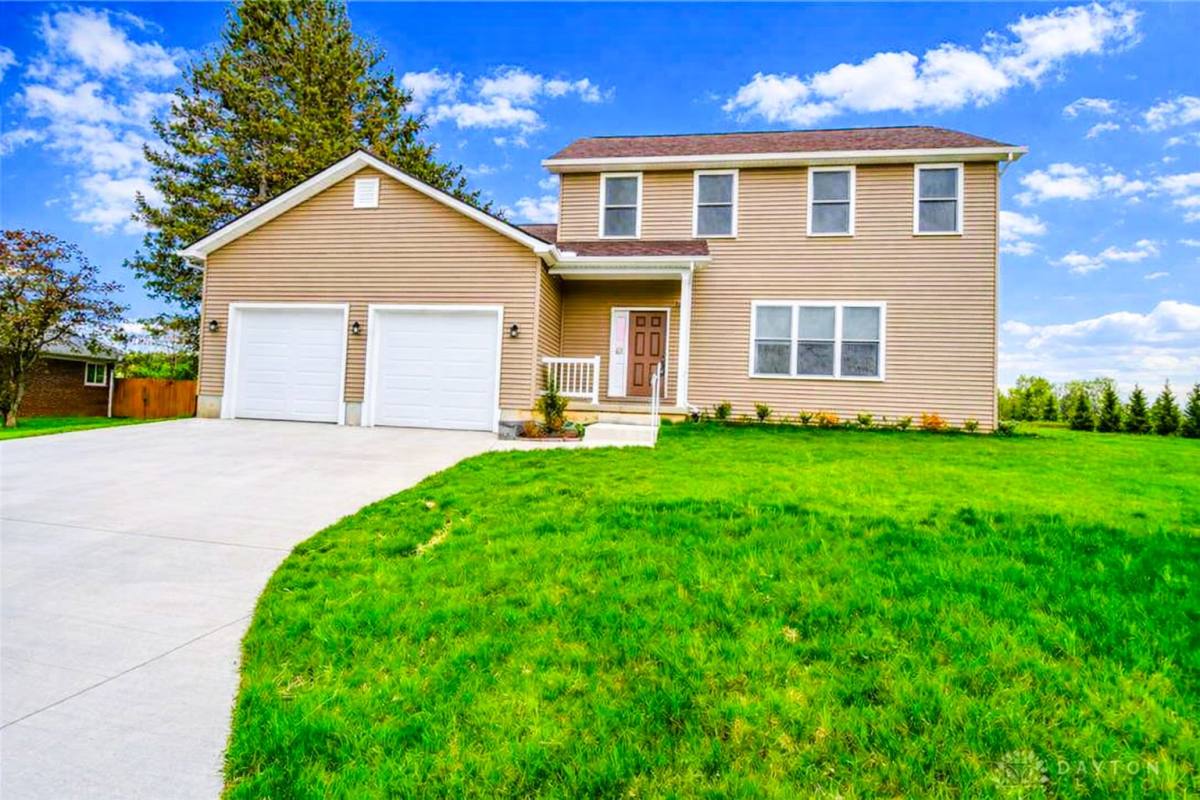 House for rent at 4487 Straight Arrow Rd, Dayton, OH 45430