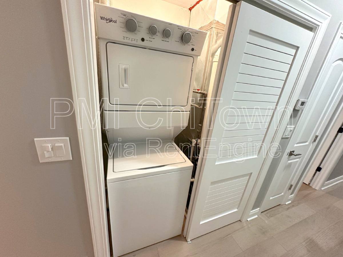 Condo for rent at 4952 S Michigan Ave #1, Chicago, IL 60615
