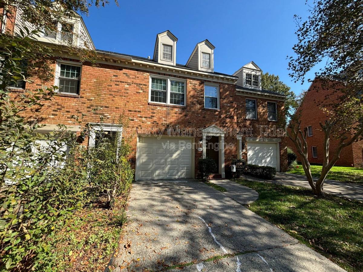 Townhouse for rent at 610 Guy Lane, Newport News, VA 23602