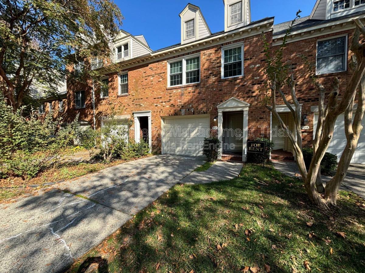 Townhouse for rent at 610 Guy Lane, Newport News, VA 23602