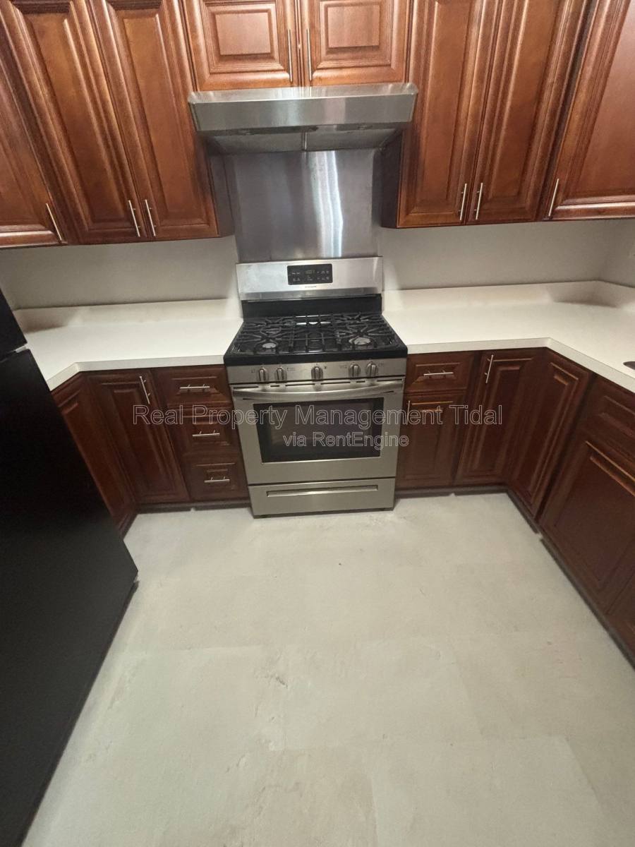Townhouse for rent at 610 Guy Lane, Newport News, VA 23602