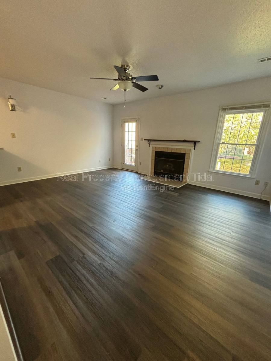 Townhouse for rent at 610 Guy Lane, Newport News, VA 23602