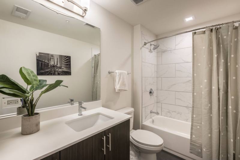 Apartment for rent at 230 W Evergreen Ave, Chicago, IL 60610