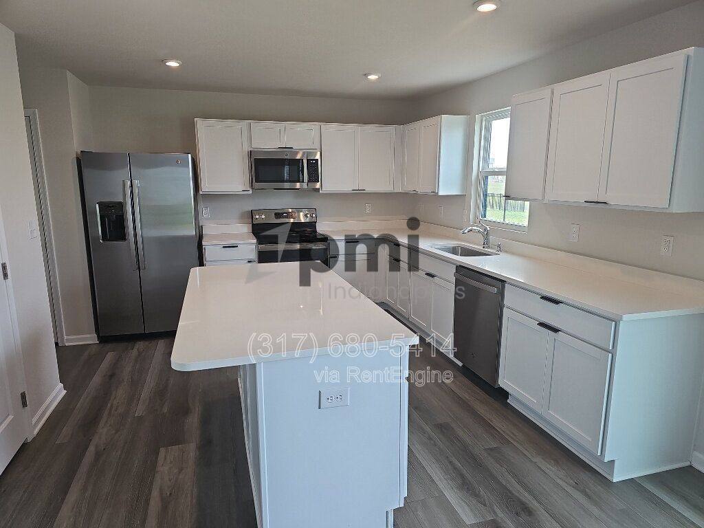 House for rent at 1854 Cascades Dr, Greenfield, IN 46140
